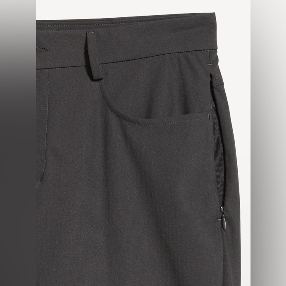 Old Navy Activewear Straight Tech Hybrid Pants - Picture 3 of 10